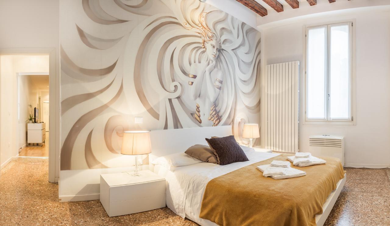 Rialto Apartments Whit Lift Veneza Exterior foto