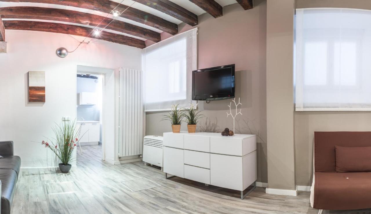 Rialto Apartments Whit Lift Veneza Exterior foto